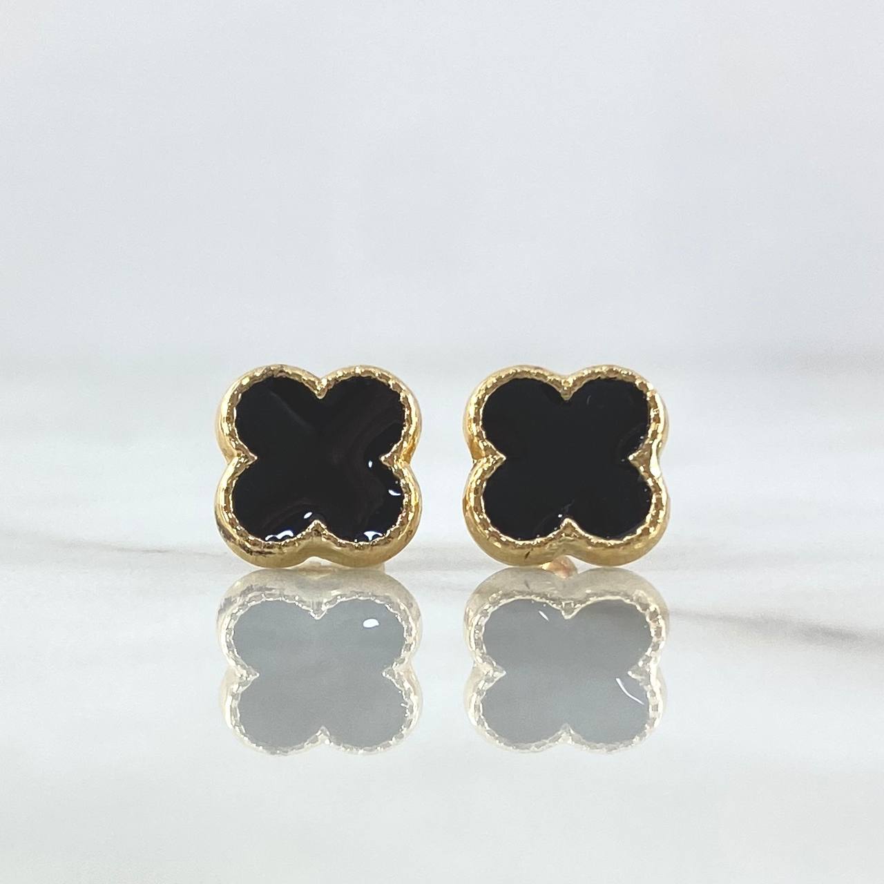 Topos Trébol VCyA 1.4gr / 9mm Resina Negra Broche Mariposa Oro Amarillo 18K