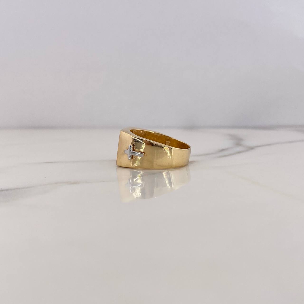 Anillo Rectangulo Cruces 8.65gr / T9 1/4 / Circones Blancos Dos Oros Amarillo Blanco 18K $