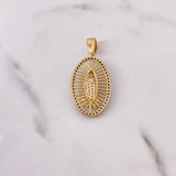 Dije Virgen Guadalupe 5.05gr / 3.8cm / Circones Negros Blancos Dos Oros Negro Amarillo 18K $