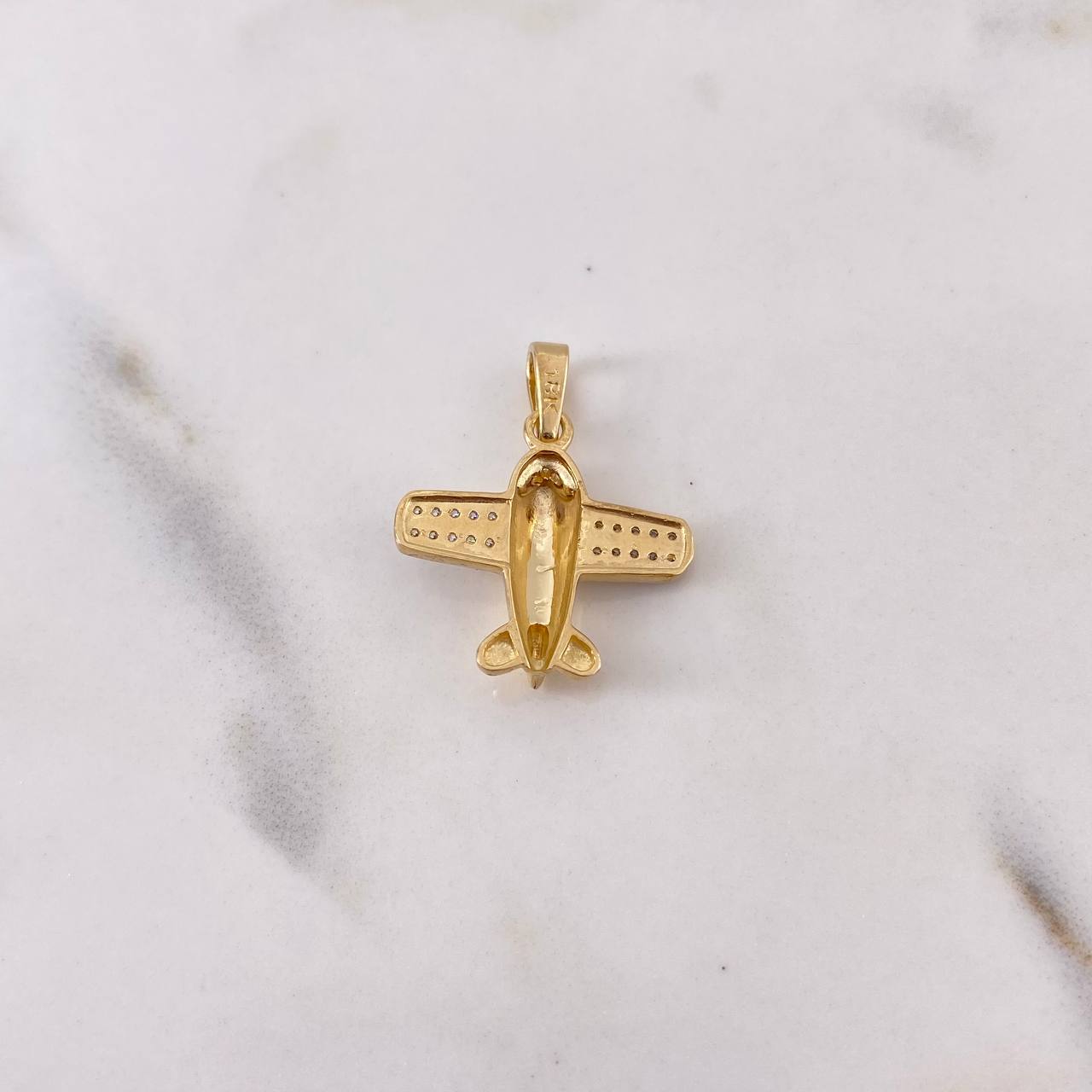 Dije Avion 2.25gr / 2.3cm / Circones Blancos Dos Oros Amarillo Blanco 18K $