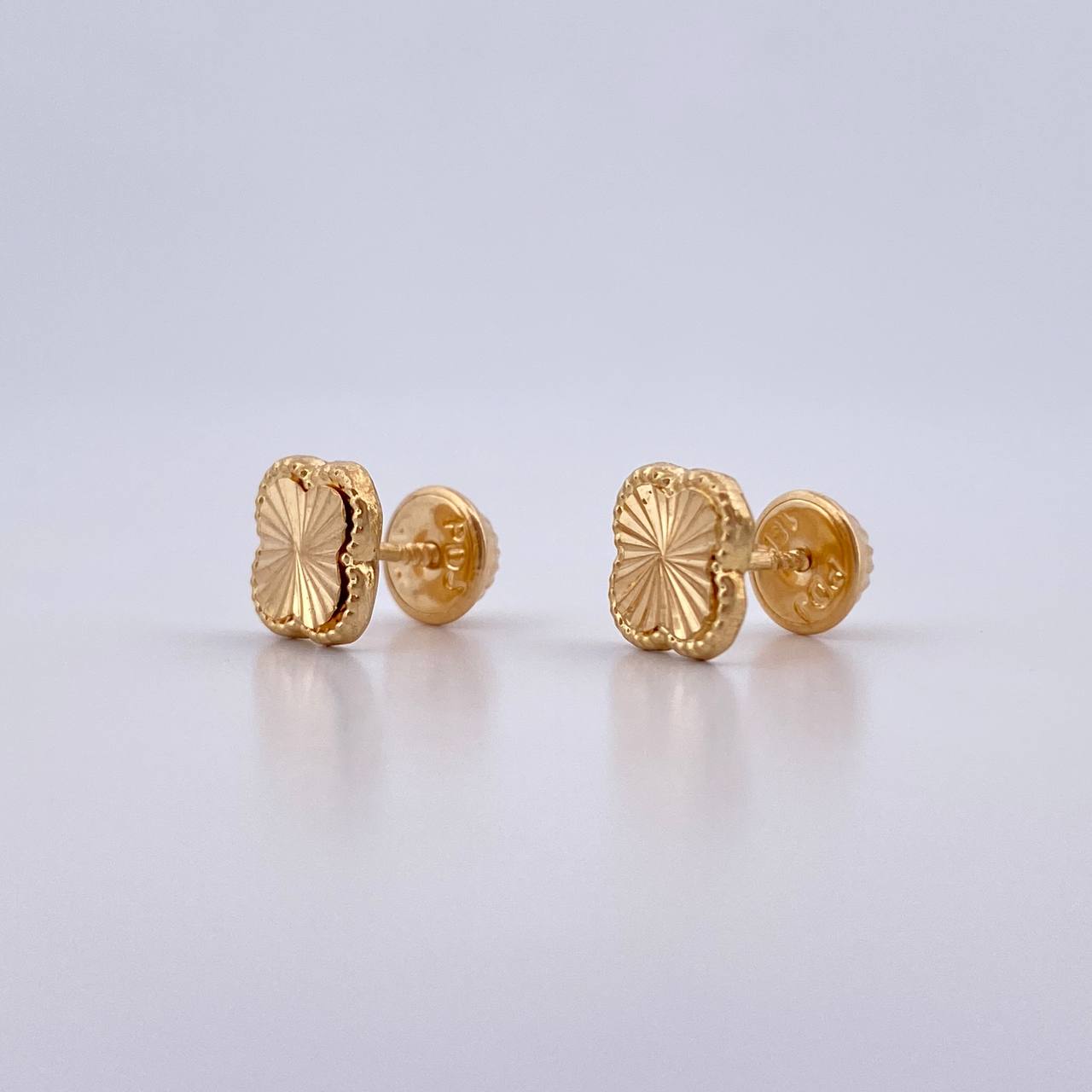 Topos Trebol VCyA 0.95gr / 7mm Diamantados Oro Amarillo 18K $