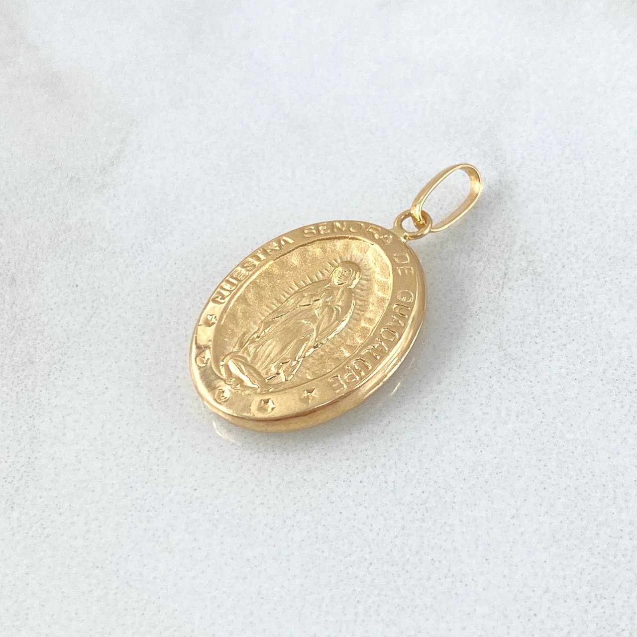 Dije Virgen Guadalupe 1.4gr / 1.5cm / Troquelado Oro Amarillo 18K