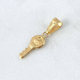 Dije Llave Corazón 0.4gr / 2.2cm / Troquelado Liso Oro Amarillo 18K