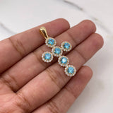 Dije Tupida 3.55gr / 3.6cm / Circones Azules Blancos Oro Amarillo 18K &