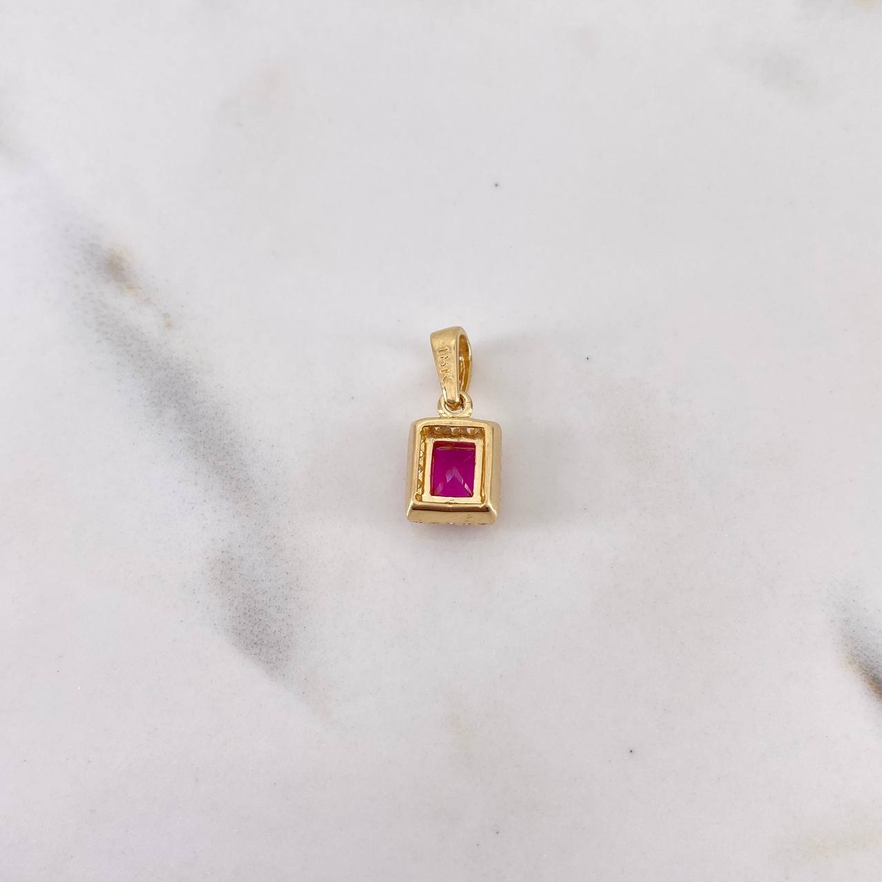 Dije Halo Cuadrado 1.3gr / 1.5cm / Circones Fucsia Blancos Oro Amarillo 18K &