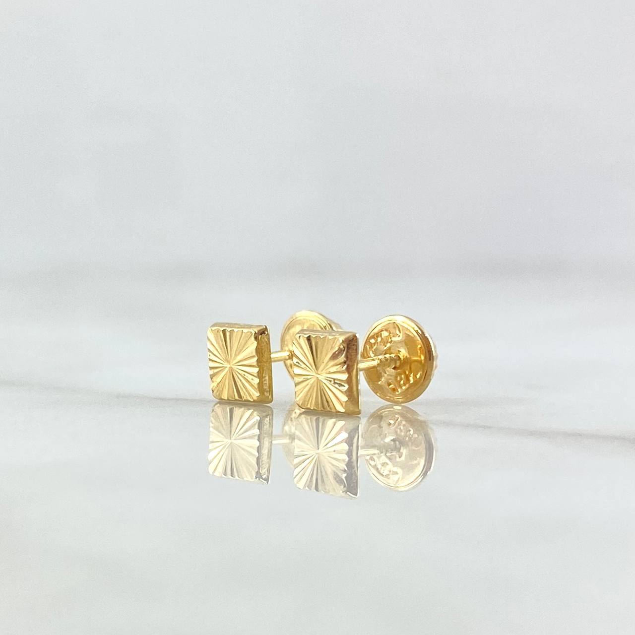 Topos Cuadrados 0.6gr / 5mm Diamantados Oro Amarillo 18K