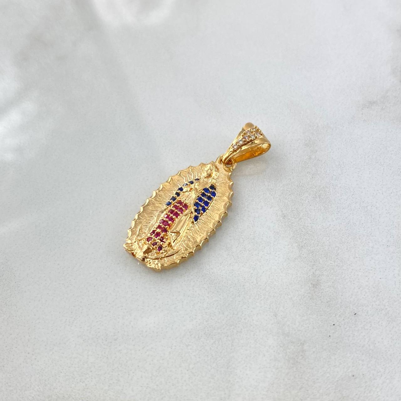 Dije Virgen Guadalupe Silueta 4.1gr / 3.5cm / Circones Blancos Azul Fucsias Oro Amarillo 18K ©