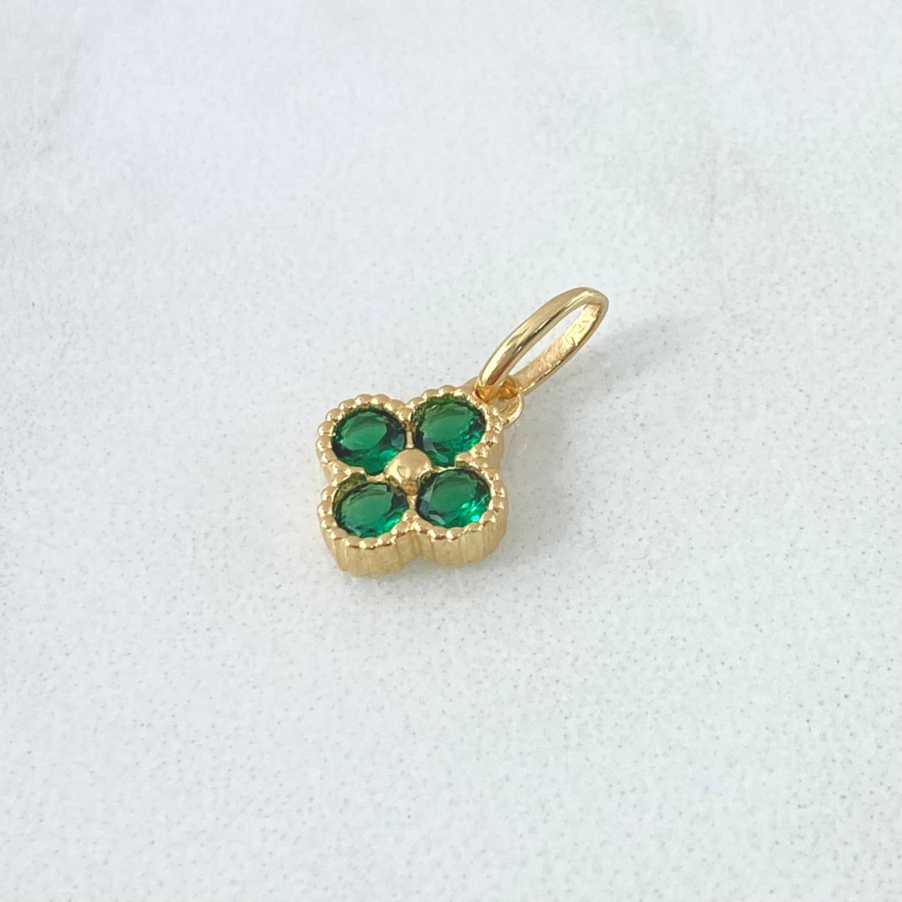 Dije Flor Borde Texturizado 1.15gr / 1.5cm / Circones Verdes Oro Amarillo 18K *