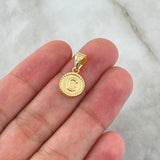 Dije Letra C Lisa 0.6gr / 1.9cm / Circulo Bordeado Oro Amarillo 18K