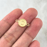 Herraje Letra C Mate 0.6gr / 1.7cm / Circular Bordeado Oro Amarillo 18K