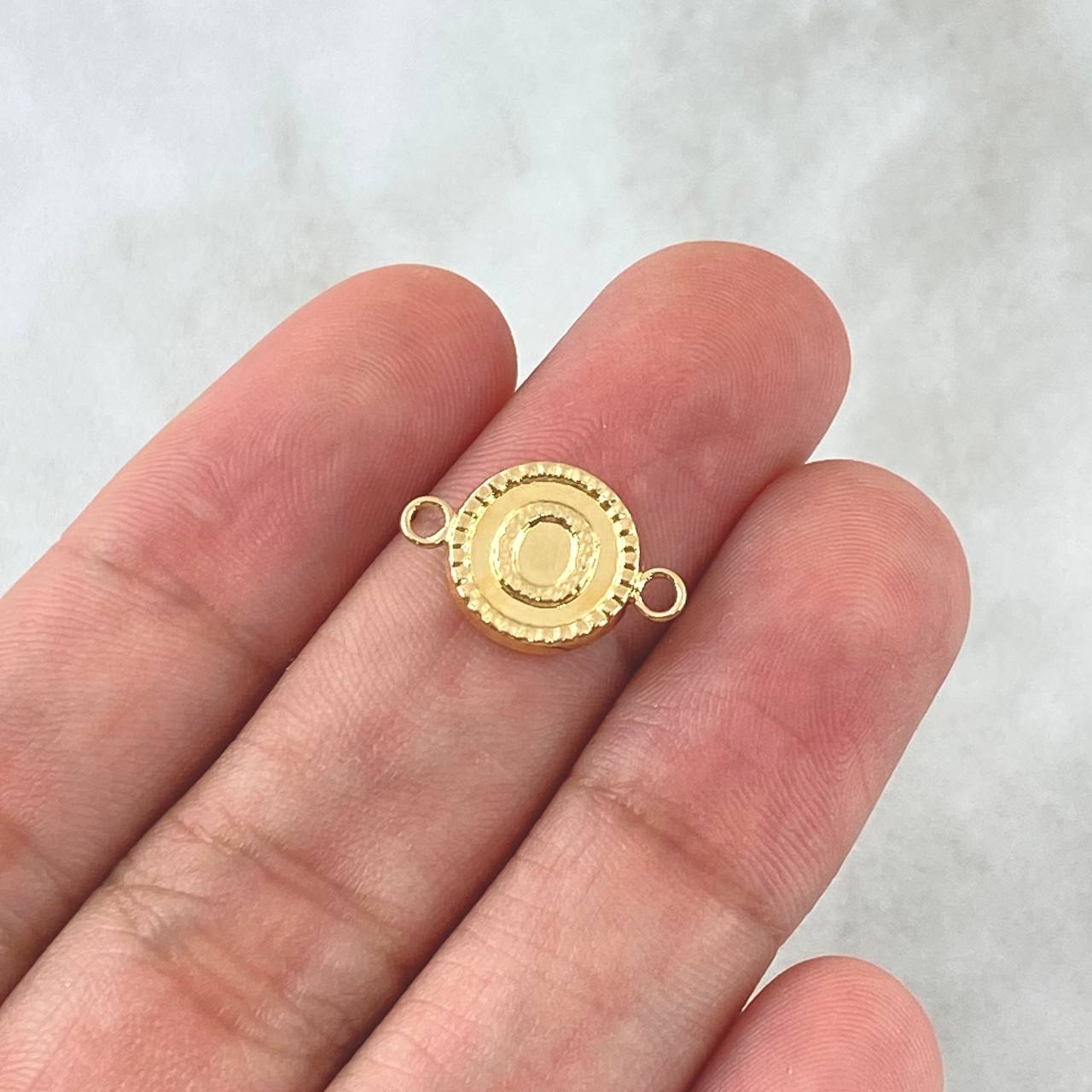 Herraje Letra O Lisa 0.5gr / 1.7cm / Circular Bordeado Oro Amarillo 18K