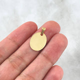 Dije Placa Ovalada Lisa 0.95gr / 1.6cm - 2.1cm / Cargador Interno Tallado Oro Amarillo 18K *