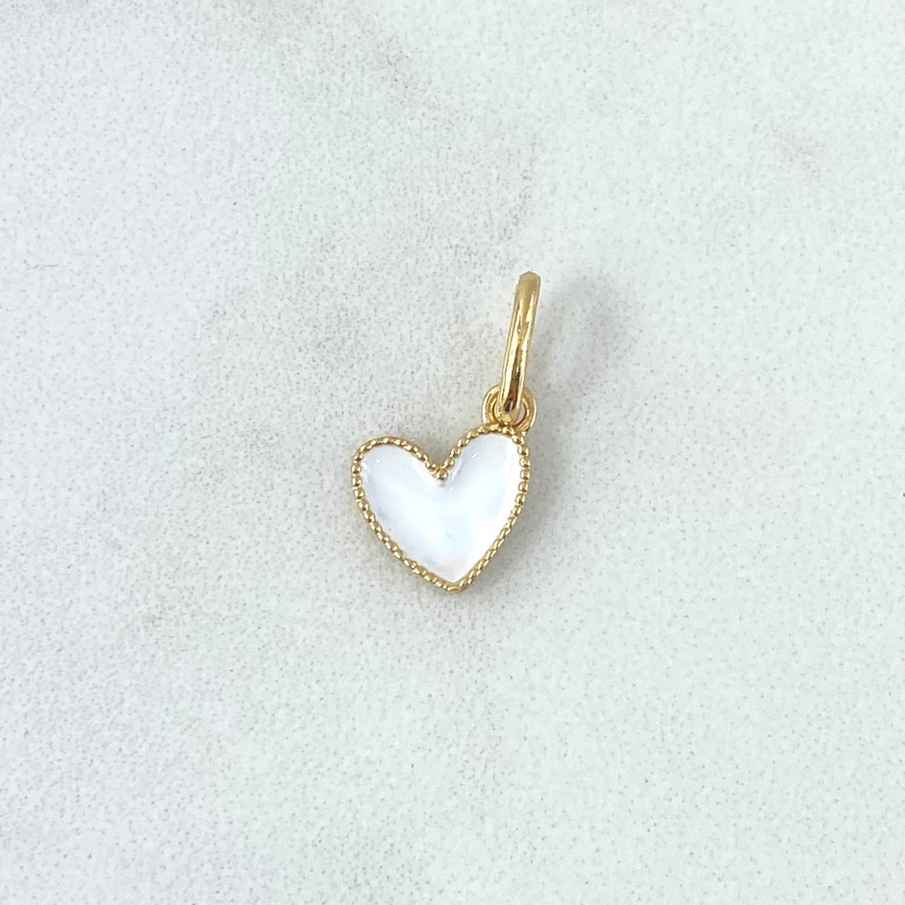 Dije Corazón Borde Texturizado 0.65gr / 1.5cm / Resina Blanca Oro Amarillo 18K *