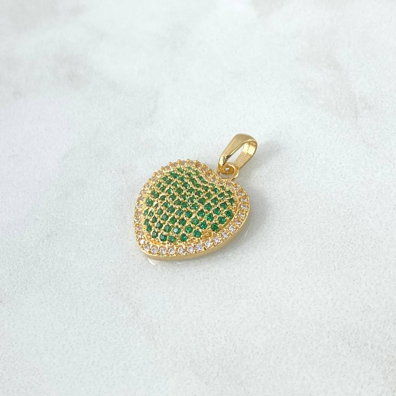 Dije Corazón Cojín 2.9gr / 2.5cm / Circones Verdes Blancos Oro Amarillo 18K *