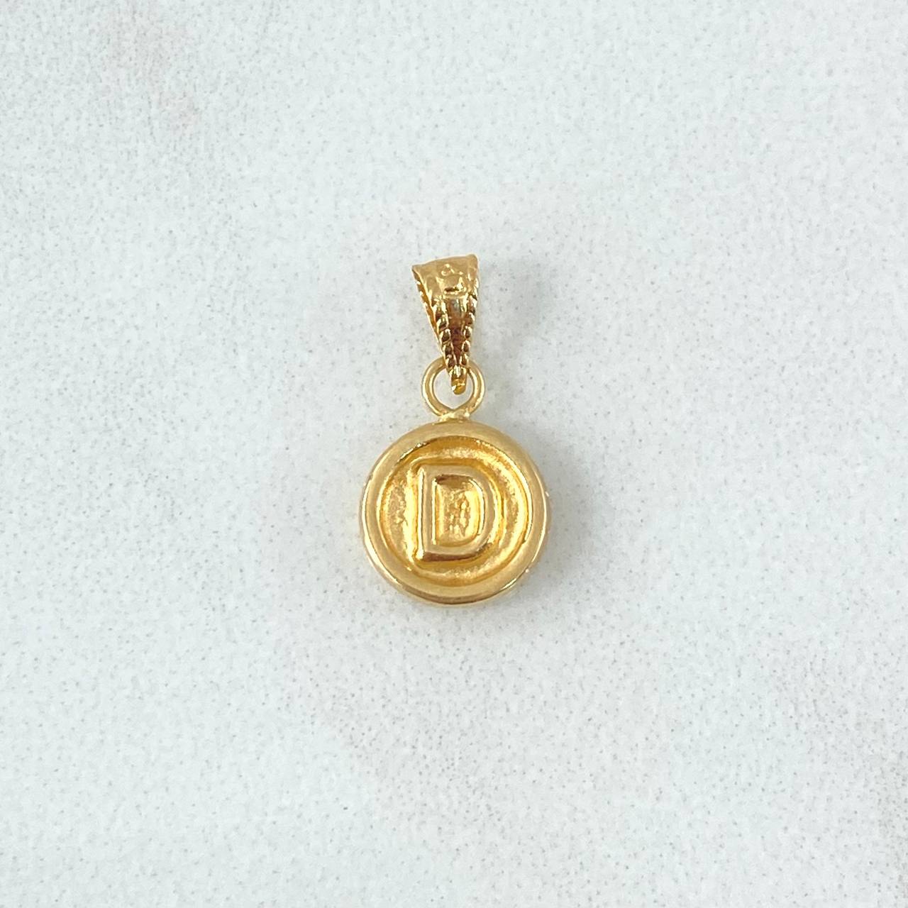 Dije Letra D Redonda 0.4gr / 1.5cm / Cargador Bordeado-Troquelada-Borde Liso Oro Amarillo 18K