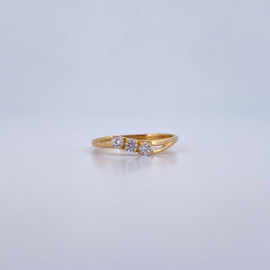 Anillo Trinidad 1.45gr / T6 / Circones Blancos Oro Amarillo 18K &