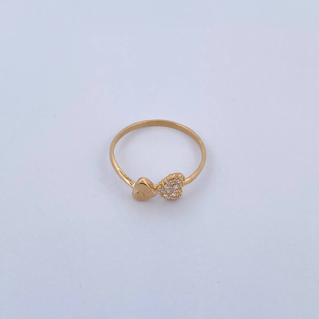 Anillo Corazones 1.15gr / T5 3/4 / Circones Blancos Oro Amarillo 18K &