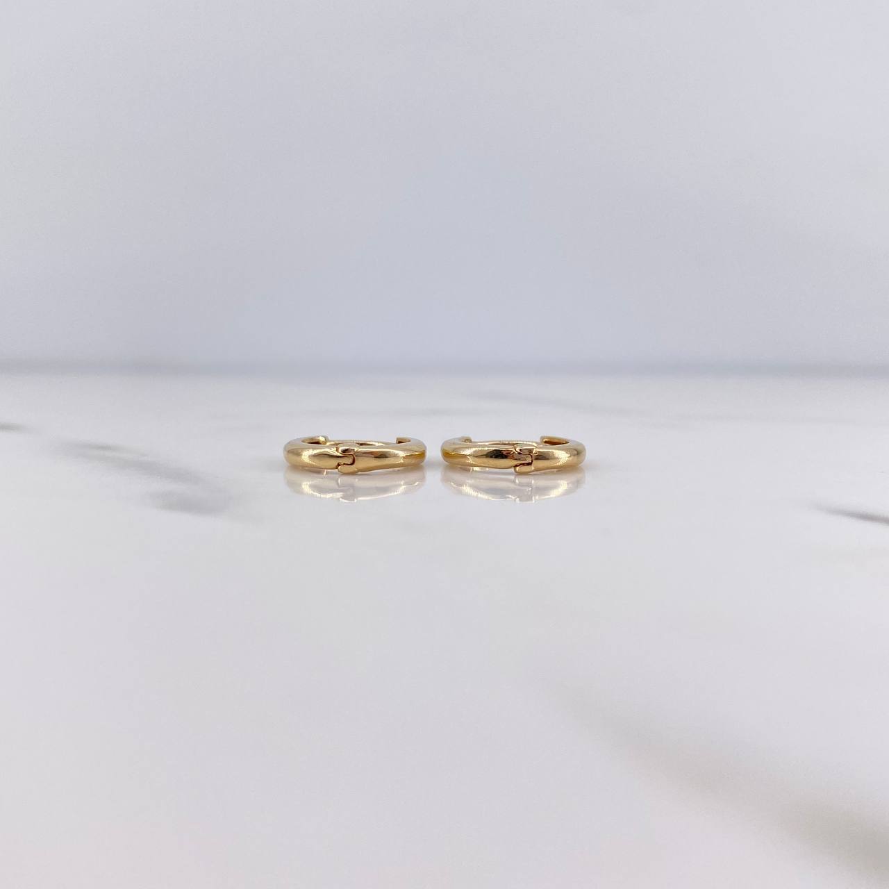 Candongas Lia 1.6gr / 1.2cm / Lisas Oro Amarillo 18K $