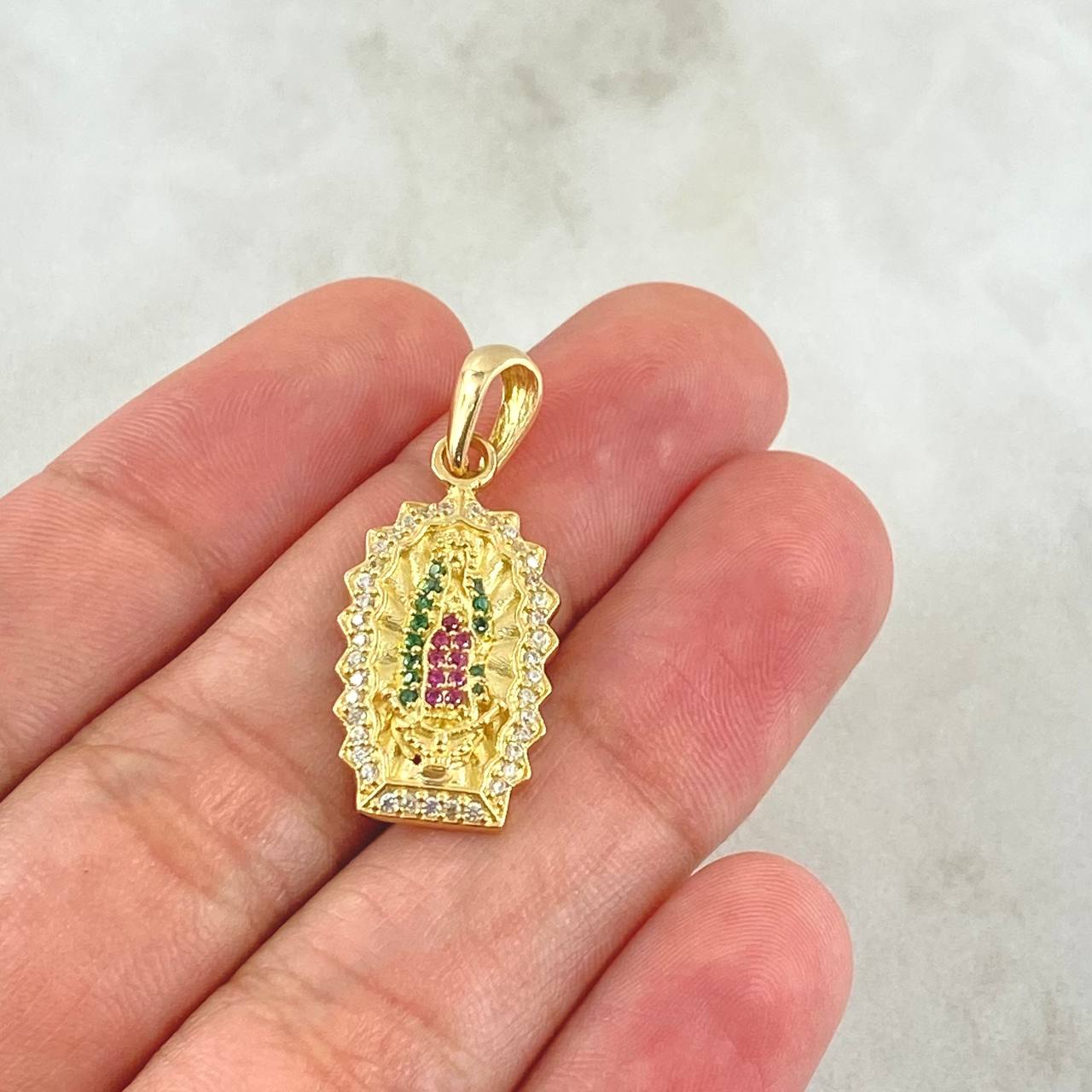 Dije Dije Virgen Guadalupe Silueta 3.7gr / 3.5cm / Circones Blancos Verdes Fucsia  Oro Amarillo 18K