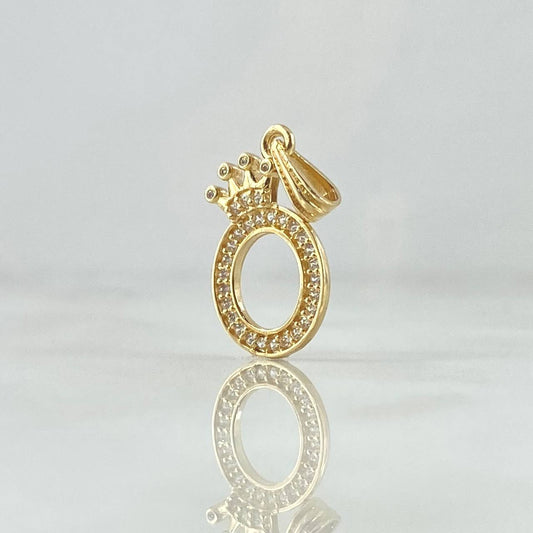 Dije Letra O Corona 1.4gr / 2.4cm / Circones Blancos Oro Amarillo 18K