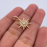 Dije Estrella Cardinal 1.6gr / 2.1cm / Circones Blancos Oro Amarillo 18K &