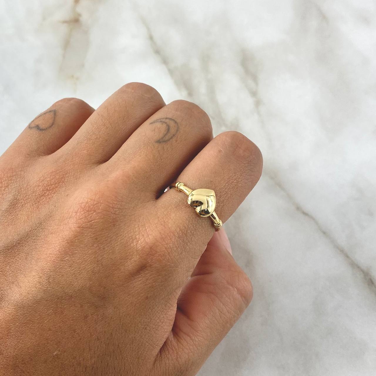 Anillo Corazón Nudos 1.25gr / T7 3/4 / Oro Amarillo 18K