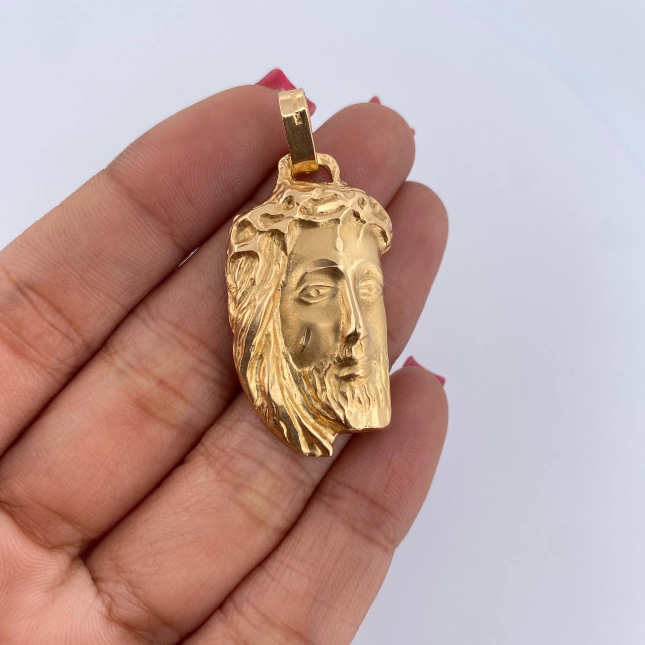 Dije Rostro Cristo 6.25gr / 4.3cm / Oro Amarillo 18K $