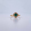 Anillo Trebol VCyA 2.7gr / T7 1/2 / Malaquita Verde Circones Blancos Oro Amarillo 18K &