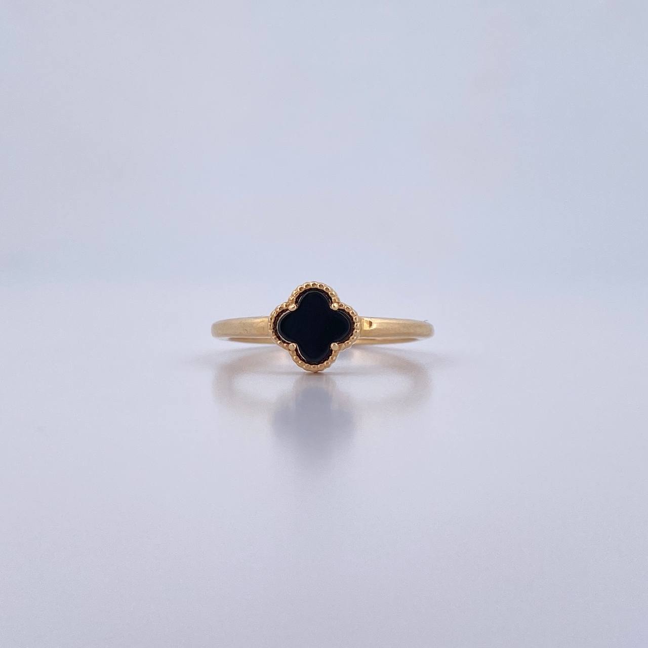 Anillo Trebol VCyA 2.1gr / T6 3/4 / Onix Negra Oro Amarillo 18K &