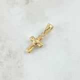 Dije Cruz Cristo Liso 0.5gr / 2.1cm / Cargador Bordeado Oro Amarillo 18K ©