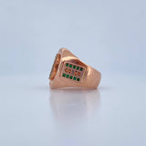 Anillo Signo Peso 14.85gr / T7 1/4 / Circones Verdes Blancos Oro Rosa 18K $