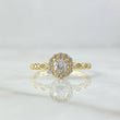 Anillo Solitario Halo Ojos 1.7gr / T6 1/4 / Circones Blancos Oro Amarillo 18K ©