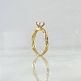 Anillo Solitario Trenzado 1.95gr / T6 1/2 / Circones Blancos Oro Amarillo 18K ©