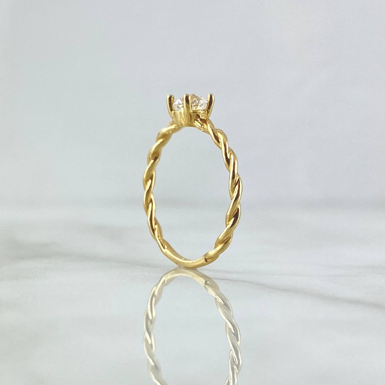 Anillo Solitario Trenzado 1.55gr / T7 / Circon Blanco Oro Amarillo 18K ©