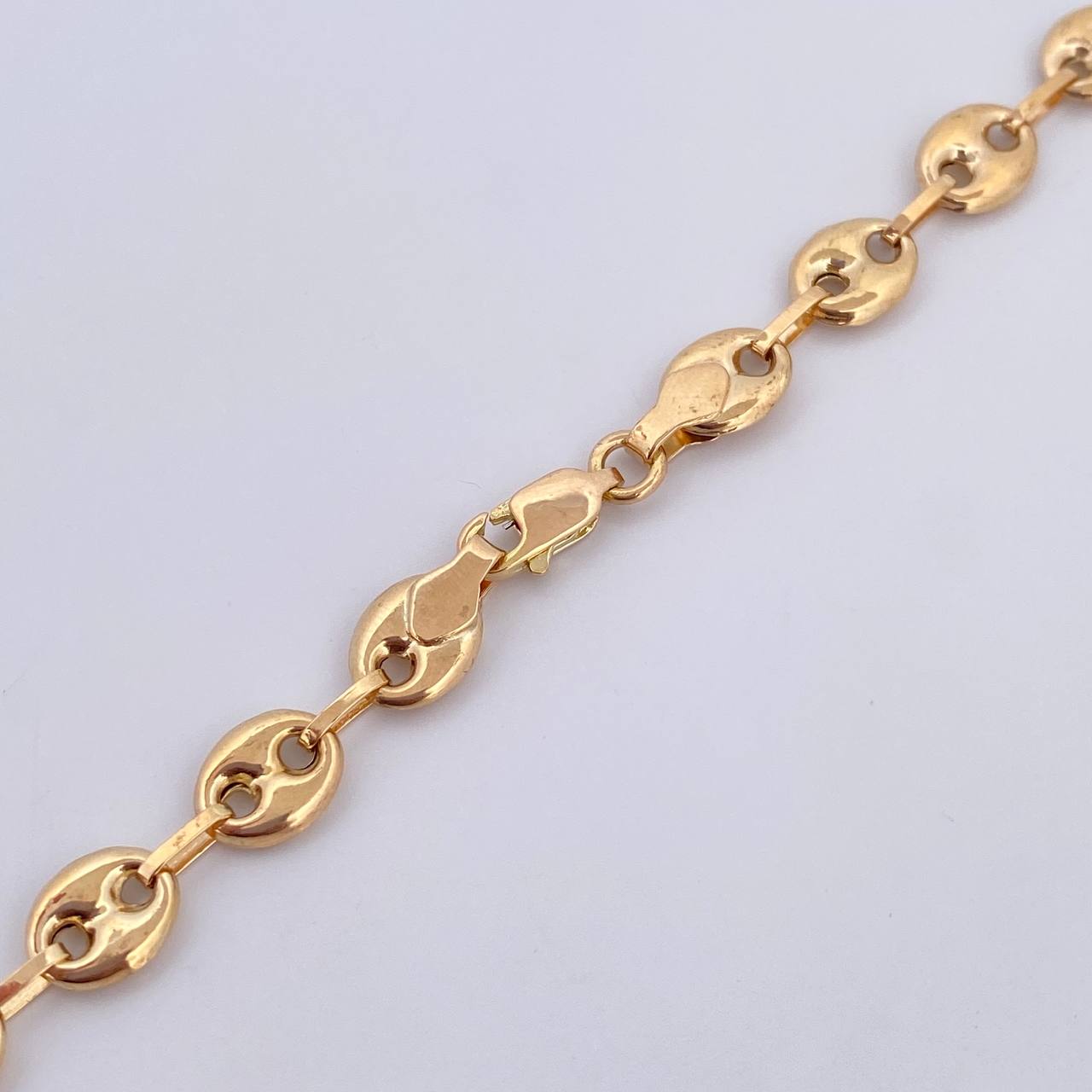 Cadena GC 14.7gr / 64.5cm / 6.3mm Oro Amarillo 18K $