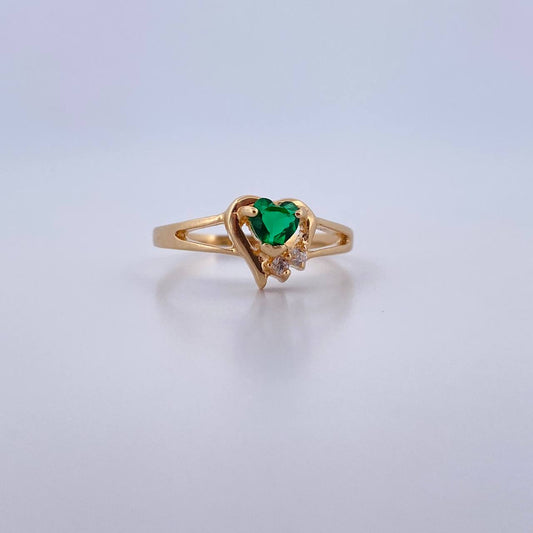 Anillo Corazon 1.95gr / T5 3/4 / Circones Blancos Verdes Oro Amarillo 18K $