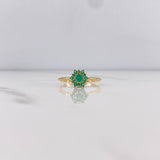 Anillo Flor Driada 1.95gr / T7 / Esmeraldas 32pts Oro Amarillo 18K (Joya) &