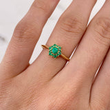 Anillo Flor Driada 1.95gr / T7 / Esmeraldas 32pts Oro Amarillo 18K (Joya) &