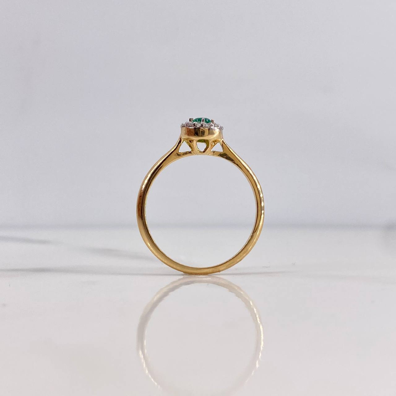 Anillo Solitario Halo 1.75gr / T5 / Esmeralda 08pts Diamantes 07pts Oro Amarillo 18K (Joya) &