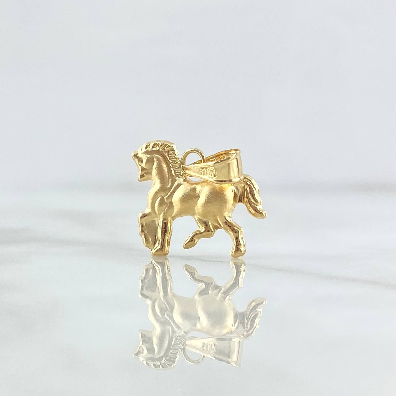 Dije Caballo 0.95gr / 1.8cm / Mate Oro Amarillo 18K