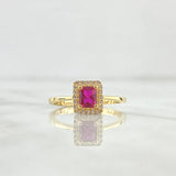 Anillo Solitario Halo Rectangular 2.55gr / T7 / Circones Blancos Fucsia Oro Amarillo 18K ©