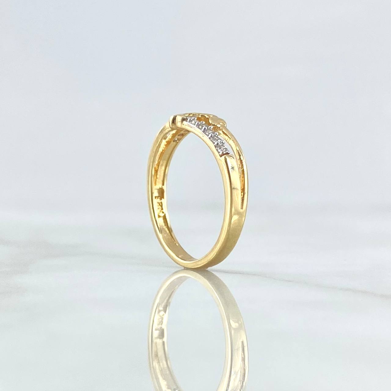 Anillo Infinito Flechado 2.55gr / T6 1/2 / Circones Blancos Oro Amarillo 18K