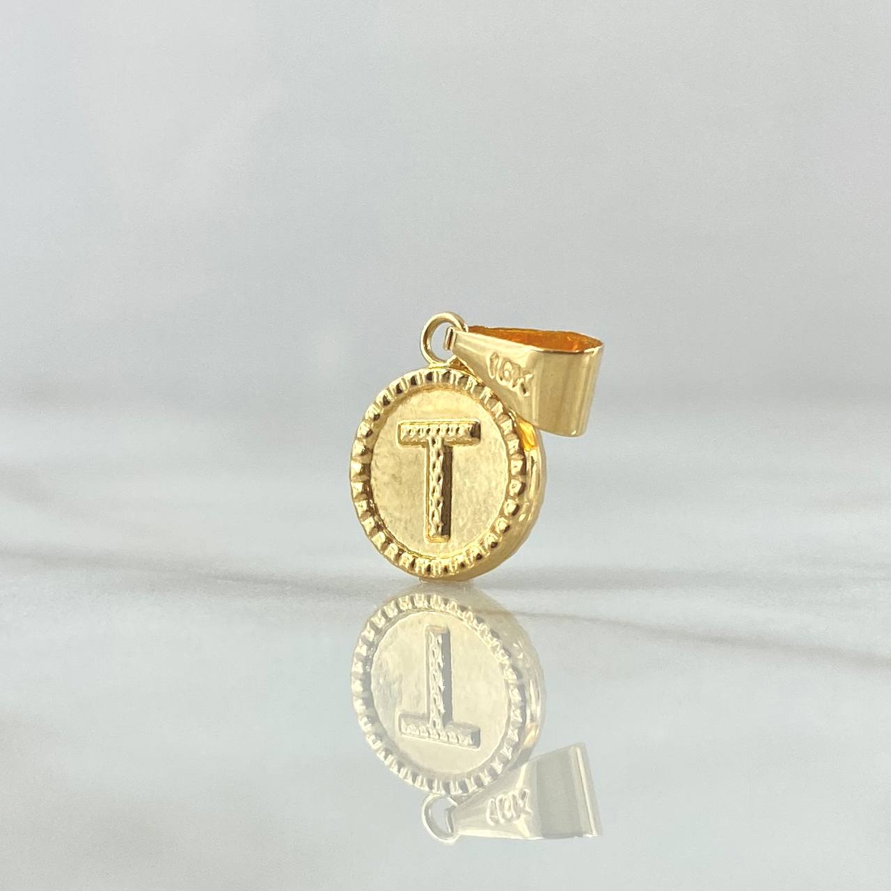 Dije Letra T 0.65gr / 2cm / Circulo Bordeado Oro Amarillo 18K