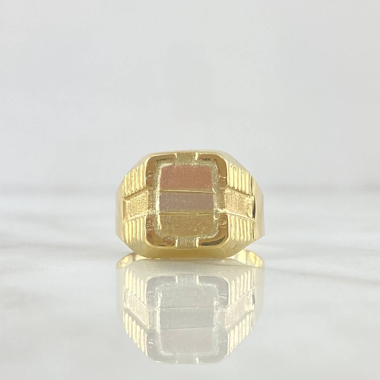 Anillo Sello Rectangulo Con Marco 2.4gr / T10 / Texturizado Tres Oros 18K