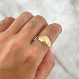 Anillo Sello Mate Virgen Milagrosa Estrellado 1.65gr / T6 1/2 / Oro Amarillo 18K