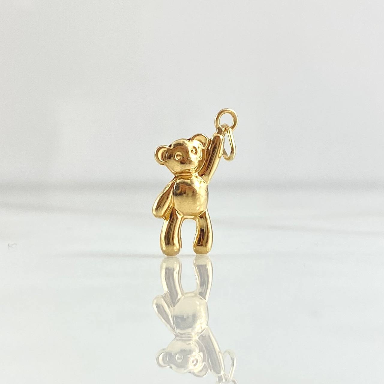 Dije Oso Manito Arriba 0.75gr / 2.3cm / Liso Oro Amarillo 18K ©