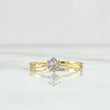 Anillo Solitario Espringado 1.3gr / T6 1/4 / Circon Blanco Oro Amarillo 18K