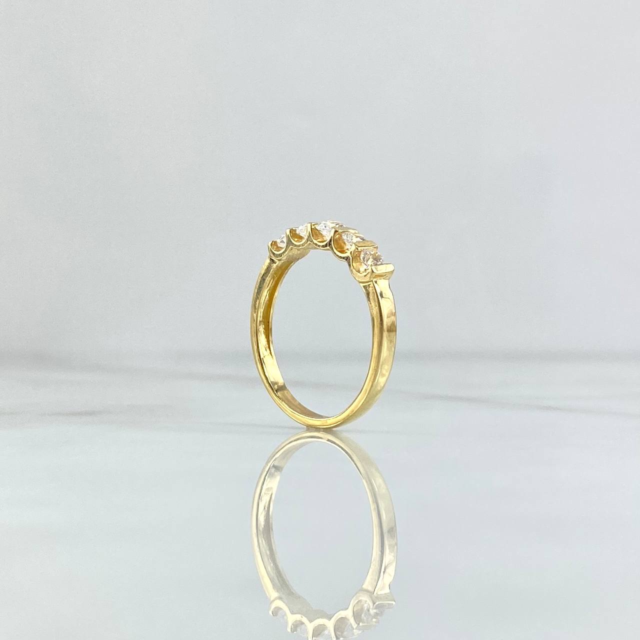 Anillo Linea Segmentada 2.85gr / T5 / Circones Blancos Oro Amarillo 18K