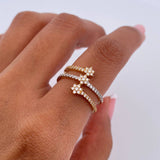 Anillo Flores 2.8gr / T6 / Circones Blancos Dos Oros Amarillo Blanco 18K &