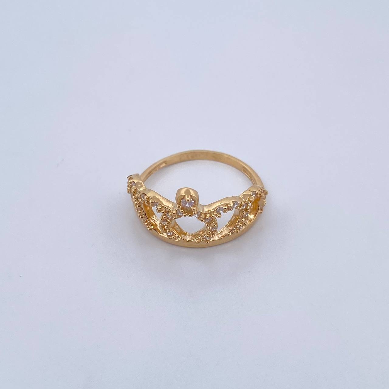 Anillo Corona 2.55gr / T6 / Circones Blancos Oro Amarillo 18K &